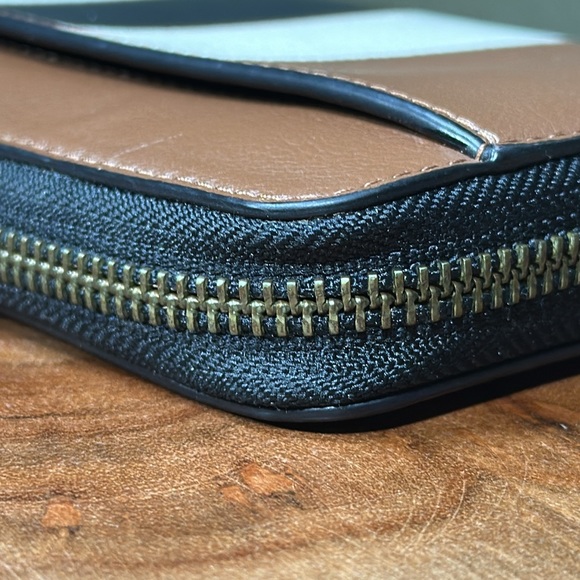 *HTF Color Combination* COACH Accordion Varsity Zip-Around Wallet - Picture 5 of 16